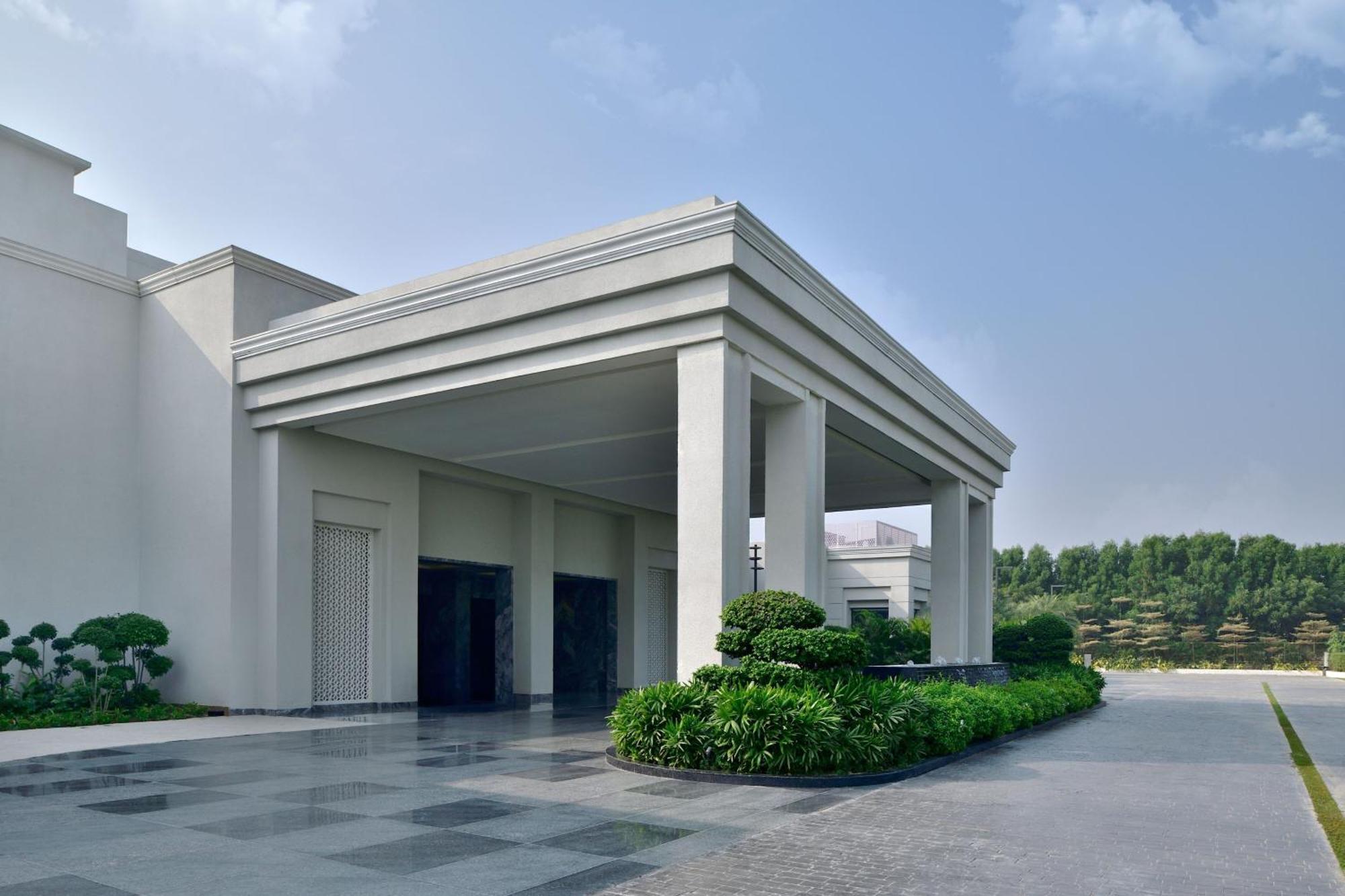 Hotel Courtyard By Marriott Gorakhpur Zewnętrze zdjęcie