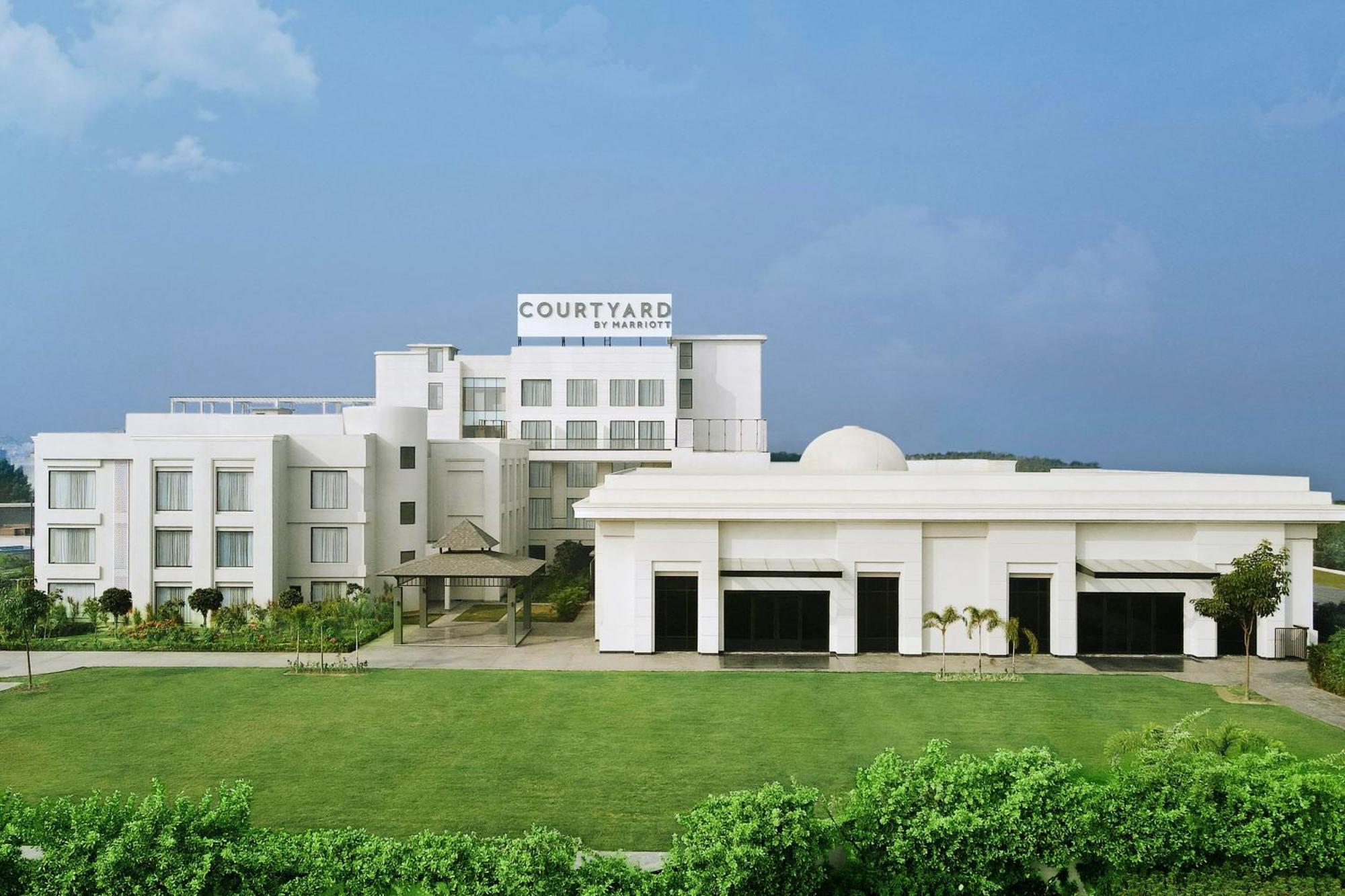 Hotel Courtyard By Marriott Gorakhpur Zewnętrze zdjęcie